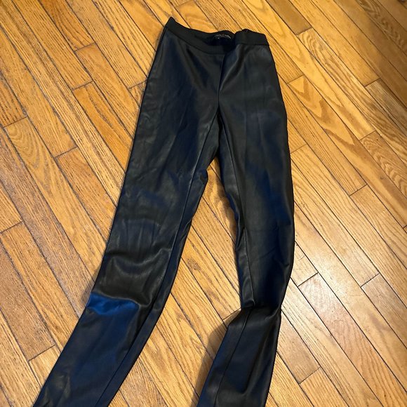 Reitmans (Willow & Thread) Faux Leather Pants - Picture 9 of 9